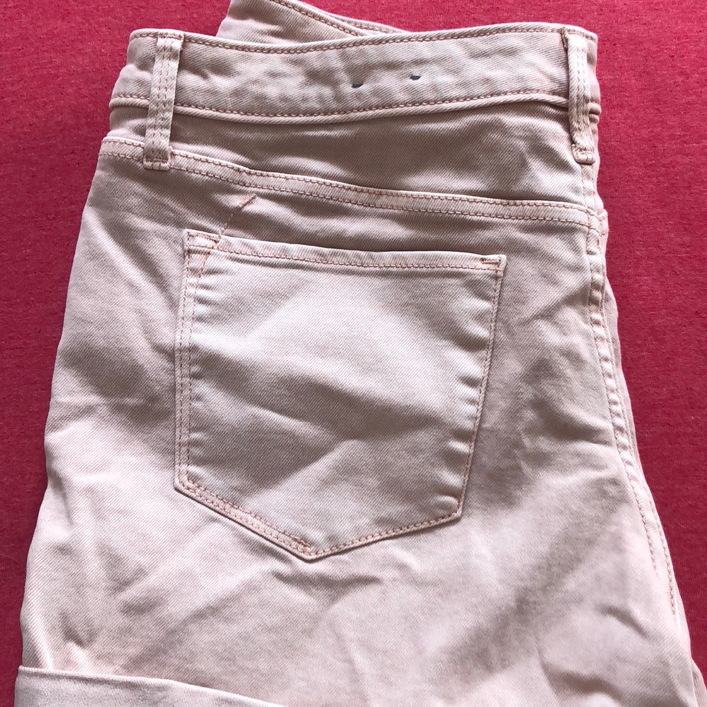 Mid rise shorts